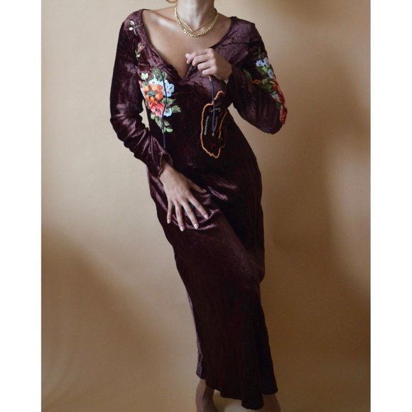 Vintage Velvet Maxi Dress - Picture 2 of 3